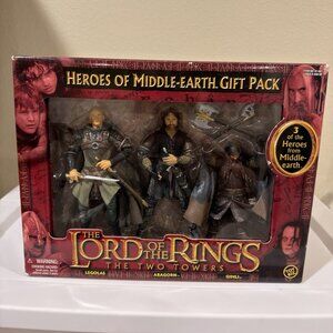 Lord of the Rings - Heroes of Middle Earth Gift Pack - 2004 Toybiz - MIB